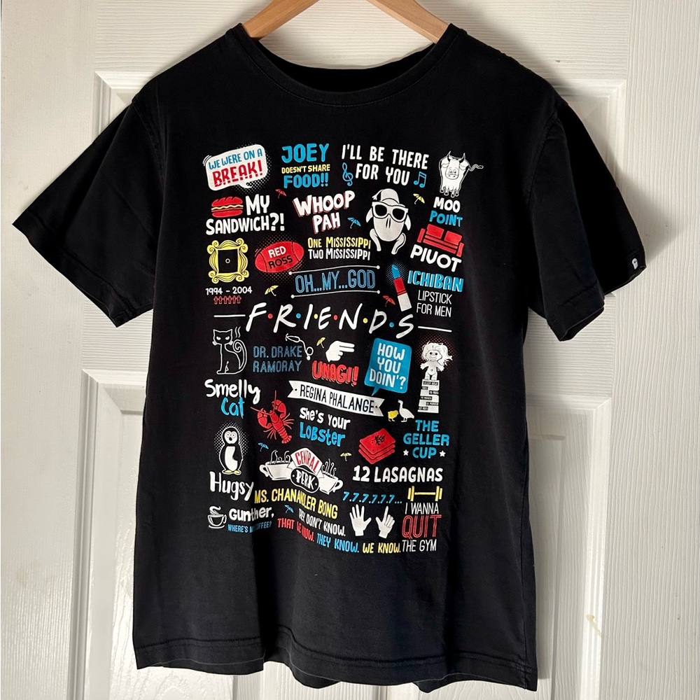 “Friends” Black Graphic T-shirt by The Souled Store